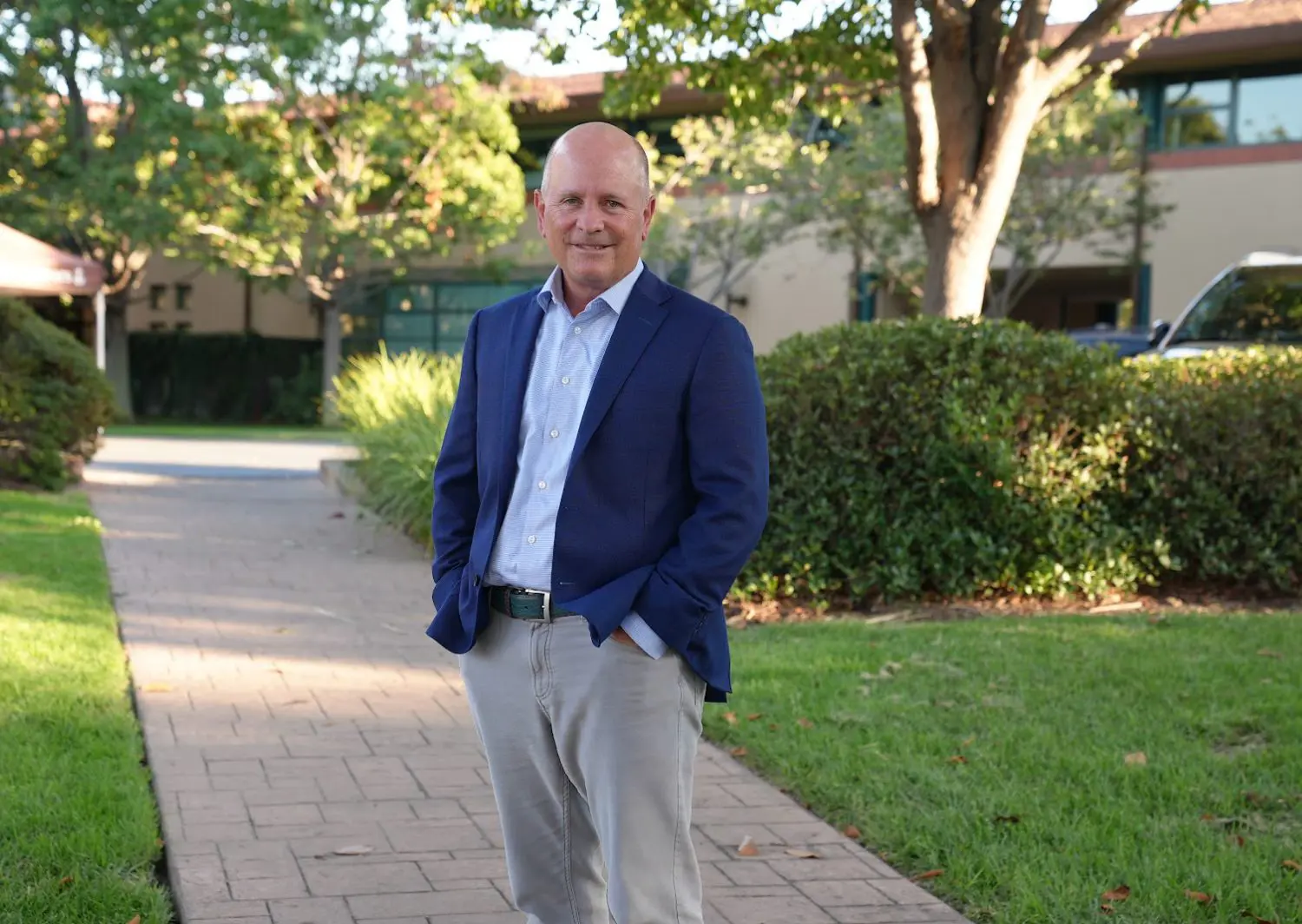 Mark Fernandez ’89, Chair